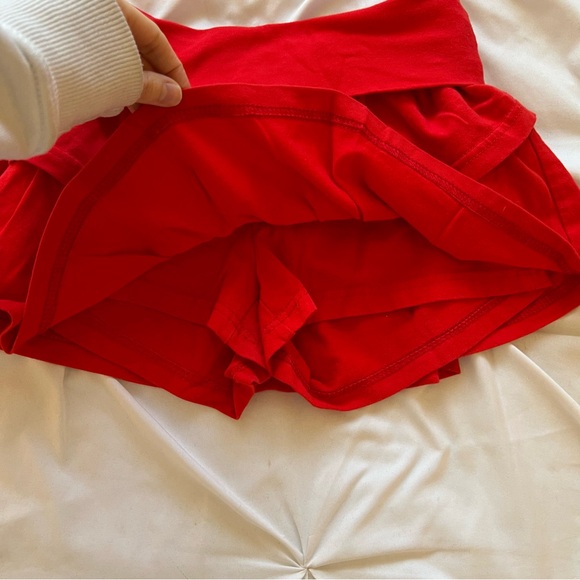 Red ruffle foldover waist cotton mini skirt with under shorts - Picture 3 of 7